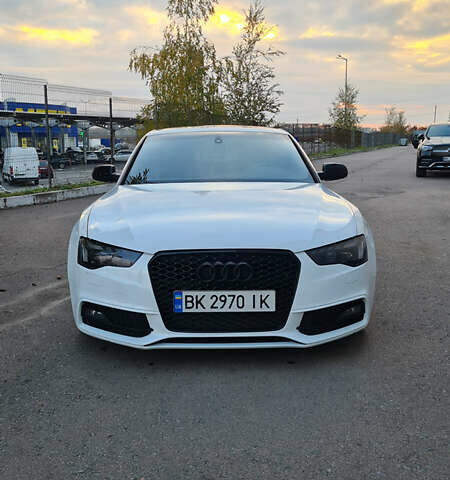 Белый Ауди С5, объемом двигателя 3 л и пробегом 140 тыс. км за 15000 $, фото 1 на Automoto.ua