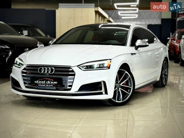 Білий Ауді S5, об'ємом двигуна 3 л та пробігом 157 тис. км за 25999 $, фото 1 на Automoto.ua