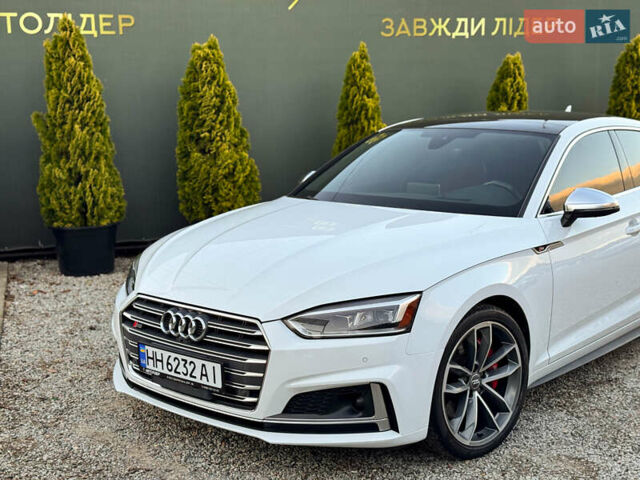 Белый Ауди С5, объемом двигателя 3 л и пробегом 155 тыс. км за 27500 $, фото 1 на Automoto.ua