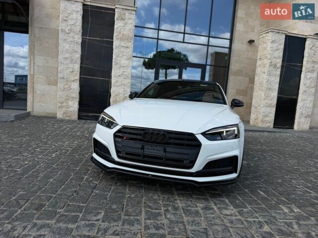 Белый Ауди С5, объемом двигателя 3 л и пробегом 70 тыс. км за 28900 $, фото 1 на Automoto.ua