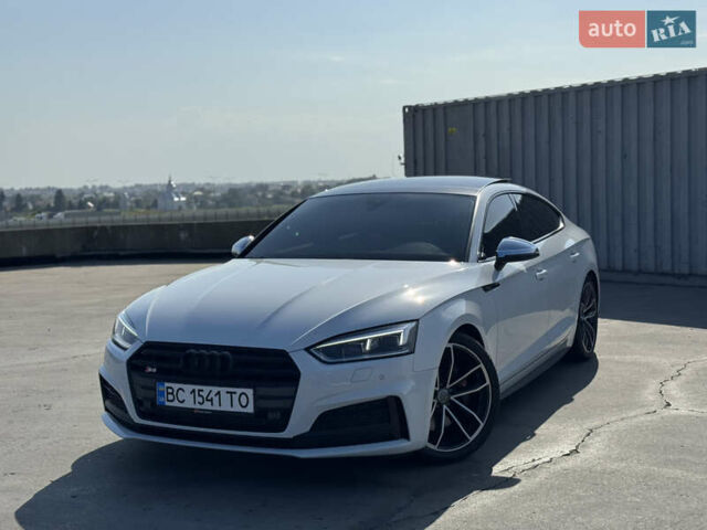 Белый Ауди С5, объемом двигателя 3 л и пробегом 95 тыс. км за 25990 $, фото 1 на Automoto.ua