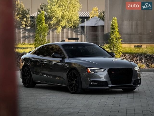 Сірий Ауді S5, об'ємом двигуна 3 л та пробігом 190 тис. км за 15500 $, фото 1 на Automoto.ua