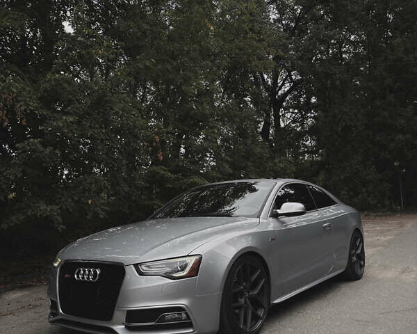 Сірий Ауді S5, об'ємом двигуна 3 л та пробігом 127 тис. км за 18500 $, фото 1 на Automoto.ua