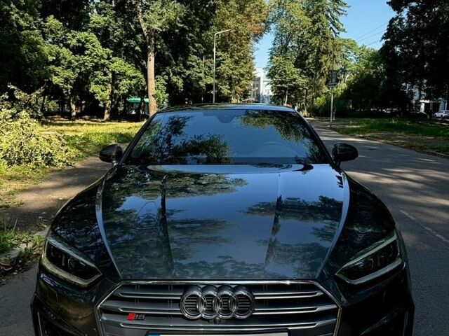 Серый Ауди С5, объемом двигателя 3 л и пробегом 110 тыс. км за 30700 $, фото 1 на Automoto.ua