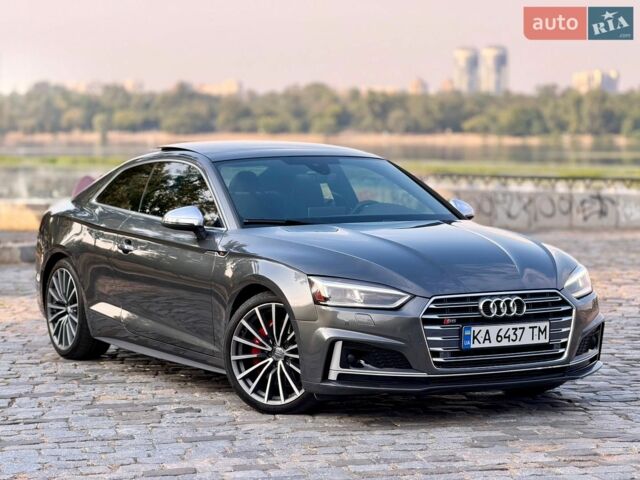 Сірий Ауді S5, об'ємом двигуна 3 л та пробігом 136 тис. км за 23500 $, фото 1 на Automoto.ua