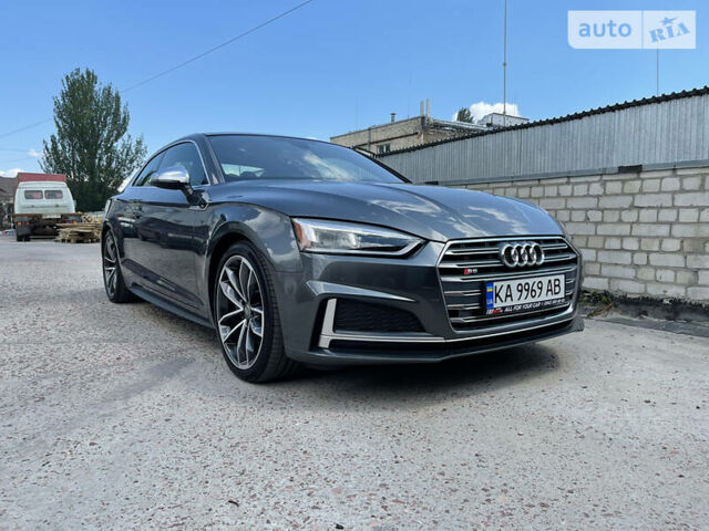 Сірий Ауді S5, об'ємом двигуна 3 л та пробігом 55 тис. км за 36500 $, фото 1 на Automoto.ua