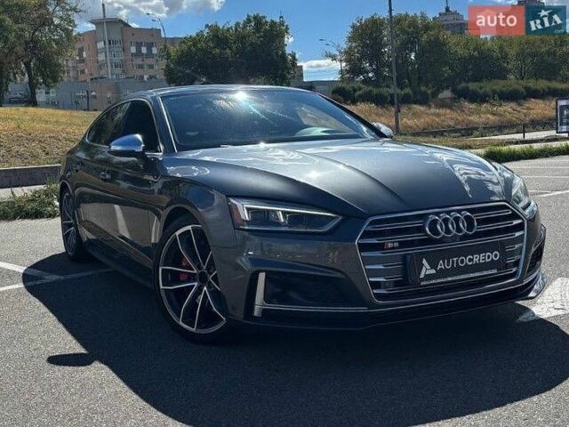 Сірий Ауді S5, об'ємом двигуна 3 л та пробігом 188 тис. км за 27900 $, фото 1 на Automoto.ua