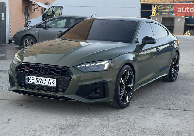 Зеленый Ауди С5, объемом двигателя 3 л и пробегом 2 тыс. км за 77500 $, фото 1 на Automoto.ua