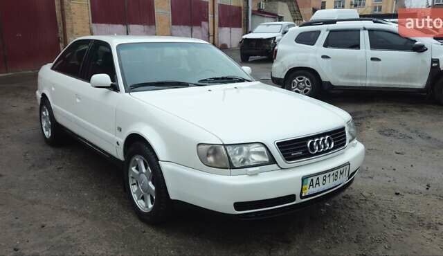 Білий Ауді С6, об'ємом двигуна 2.2 л та пробігом 308 тис. км за 13000 $, фото 1 на Automoto.ua