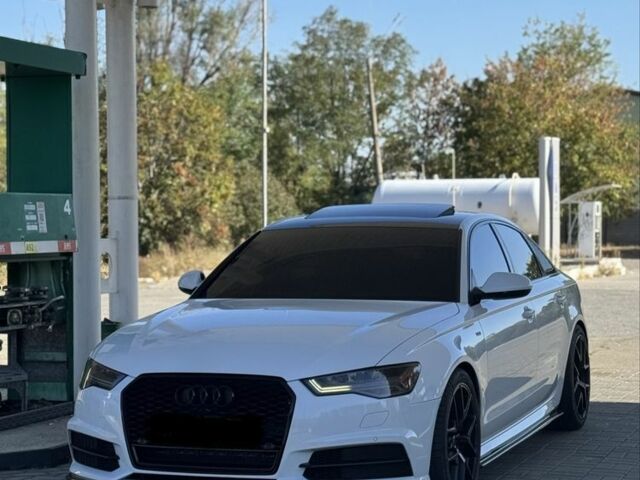 Белый Ауди С6, объемом двигателя 4 л и пробегом 116 тыс. км за 27999 $, фото 1 на Automoto.ua