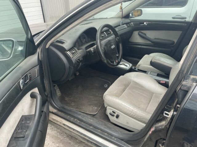 Черный Ауди С6, объемом двигателя 4.2 л и пробегом 360 тыс. км за 4627 $, фото 1 на Automoto.ua