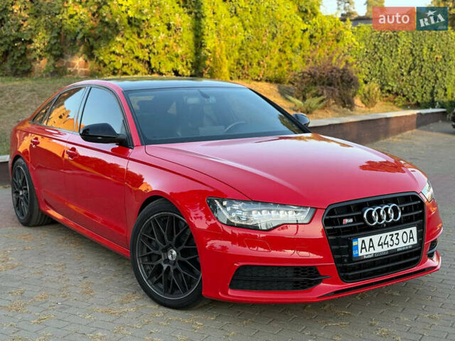 Красный Ауди С6, объемом двигателя 3.99 л и пробегом 180 тыс. км за 23500 $, фото 1 на Automoto.ua