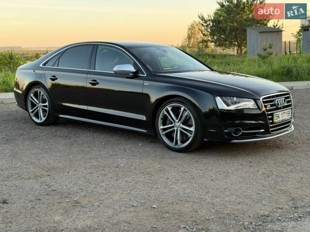 Чорний Ауді S8, об'ємом двигуна 3.99 л та пробігом 106 тис. км за 32900 $, фото 1 на Automoto.ua