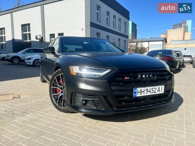 Чорний Ауді S8, об'ємом двигуна 4 л та пробігом 57 тис. км за 74000 $, фото 1 на Automoto.ua