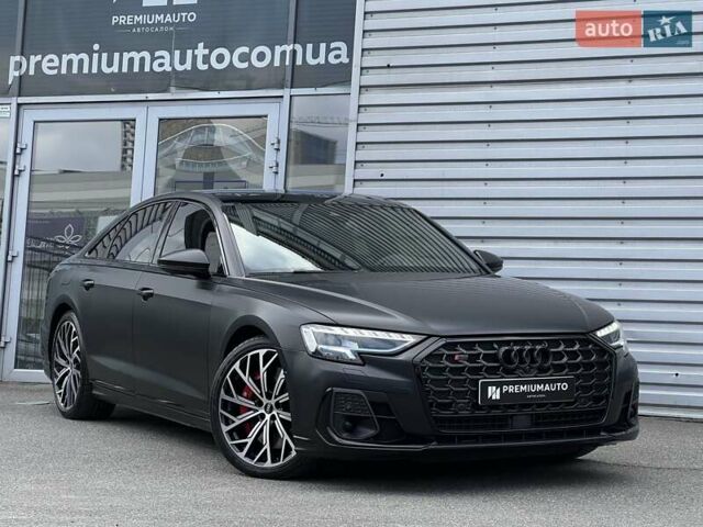 Чорний Ауді S8, об'ємом двигуна 4 л та пробігом 90 тис. км за 94000 $, фото 1 на Automoto.ua