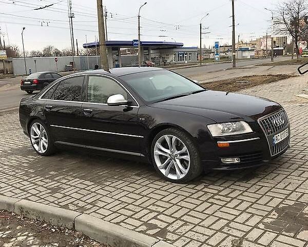 Чорний Ауді S8, об'ємом двигуна 5.2 л та пробігом 260 тис. км за 20600 $, фото 1 на Automoto.ua