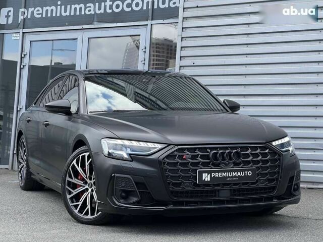 Ауди С8, объемом двигателя 4 л и пробегом 90 тыс. км за 94000 $, фото 1 на Automoto.ua