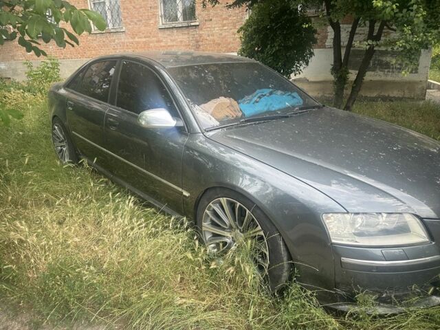 Серый Ауди С8, объемом двигателя 5.2 л и пробегом 230 тыс. км за 5000 $, фото 1 на Automoto.ua