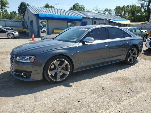 Сірий Ауді S8, об'ємом двигуна 4 л та пробігом 127 тис. км за 23800 $, фото 1 на Automoto.ua