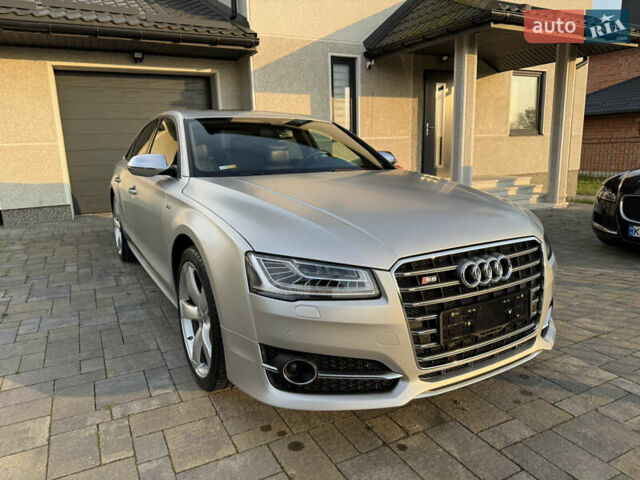 Сірий Ауді S8, об'ємом двигуна 3.99 л та пробігом 72 тис. км за 51000 $, фото 1 на Automoto.ua