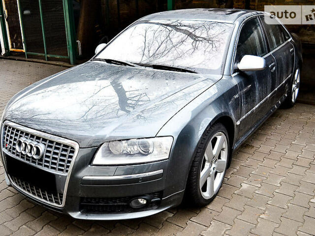 Сірий Ауді S8, об'ємом двигуна 5.2 л та пробігом 75 тис. км за 24490 $, фото 1 на Automoto.ua