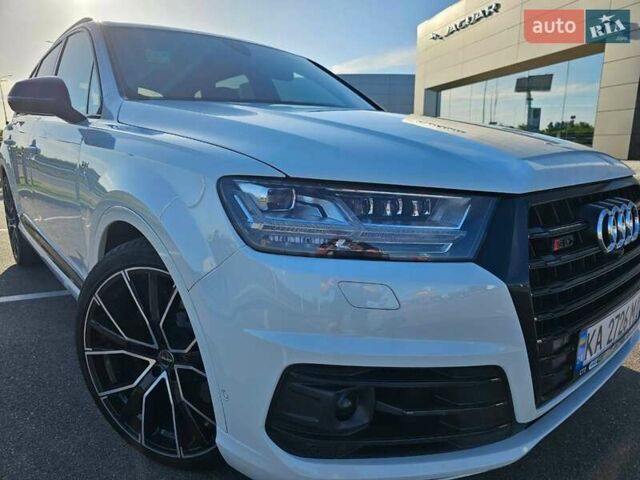 Білий Ауді SQ7, об'ємом двигуна 4 л та пробігом 160 тис. км за 56000 $, фото 1 на Automoto.ua
