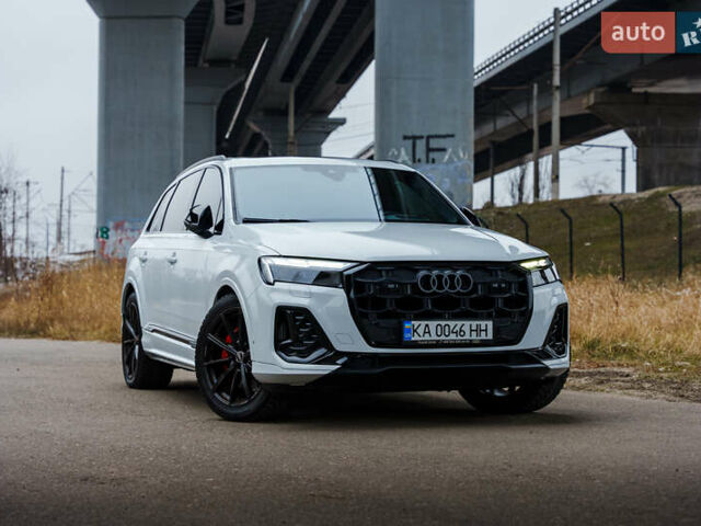 Белый Ауди SQ7, объемом двигателя 4 л и пробегом 41 тыс. км за 87000 $, фото 1 на Automoto.ua