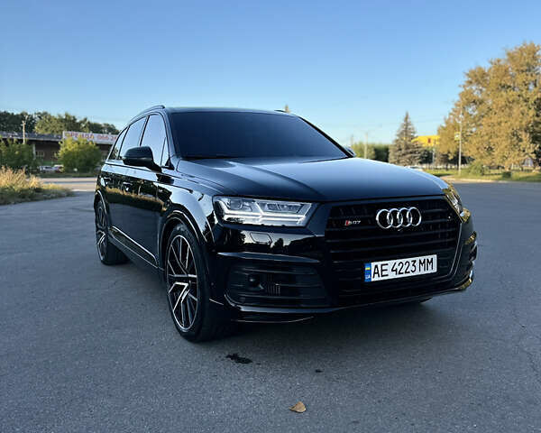 Черный Ауди SQ7, объемом двигателя 3.96 л и пробегом 143 тыс. км за 55000 $, фото 1 на Automoto.ua