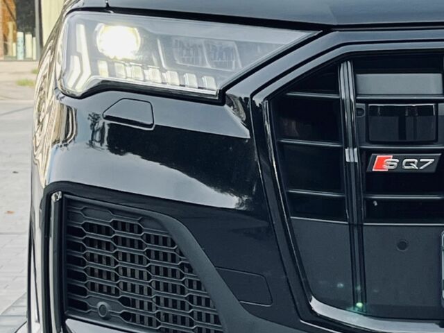Чорний Ауді SQ7, об'ємом двигуна 4 л та пробігом 128 тис. км за 72000 $, фото 1 на Automoto.ua