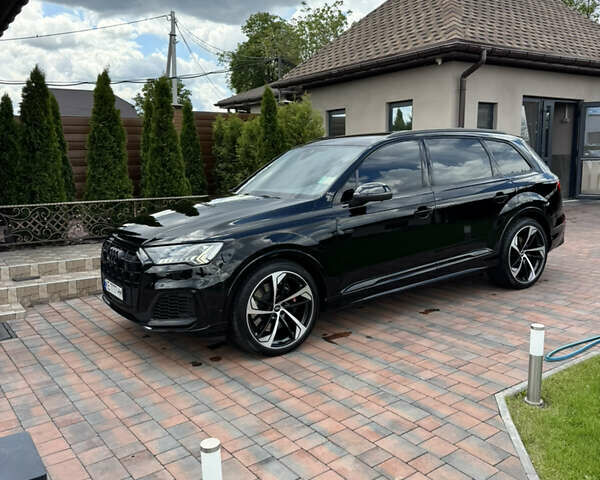 Черный Ауди SQ7, объемом двигателя 4 л и пробегом 81 тыс. км за 72500 $, фото 1 на Automoto.ua