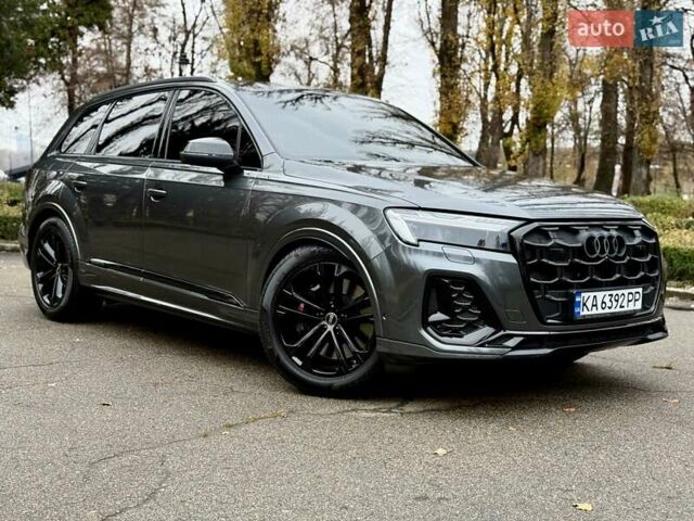Серый Ауди SQ7, объемом двигателя 4 л и пробегом 24 тыс. км за 112950 $, фото 1 на Automoto.ua