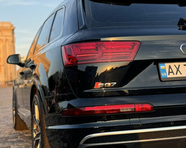 Синій Ауді SQ7, об'ємом двигуна 3.96 л та пробігом 249 тис. км за 53000 $, фото 1 на Automoto.ua