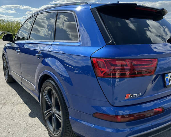 Синий Ауди SQ7, объемом двигателя 3.96 л и пробегом 162 тыс. км за 59999 $, фото 1 на Automoto.ua