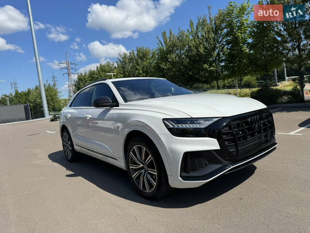 Белый Ауди SQ8, объемом двигателя 4 л и пробегом 75 тыс. км за 75000 $, фото 1 на Automoto.ua