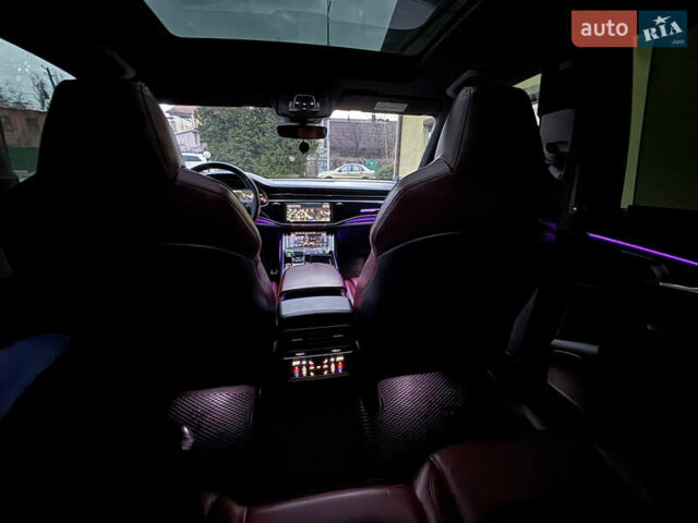 Черный Ауди SQ8, объемом двигателя 4 л и пробегом 152 тыс. км за 85500 $, фото 1 на Automoto.ua