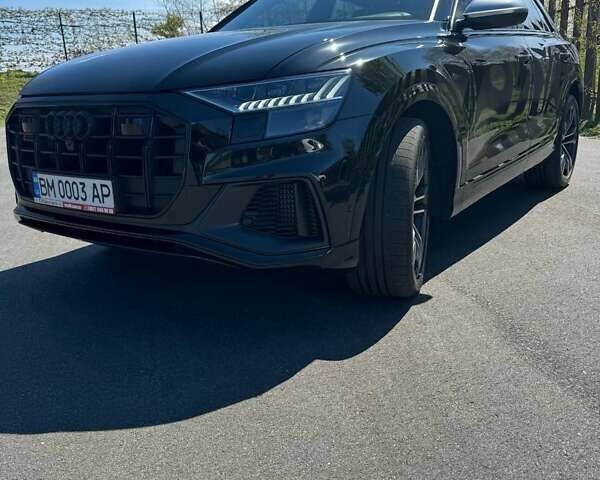 Чорний Ауді SQ8, об'ємом двигуна 4 л та пробігом 19 тис. км за 107000 $, фото 1 на Automoto.ua