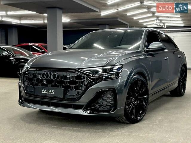 Серый Ауди SQ8, объемом двигателя 4 л и пробегом 47 тыс. км за 98000 $, фото 1 на Automoto.ua