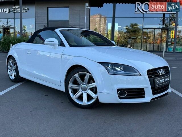 Білий Ауді TT, об'ємом двигуна 1.98 л та пробігом 115 тис. км за 12990 $, фото 1 на Automoto.ua