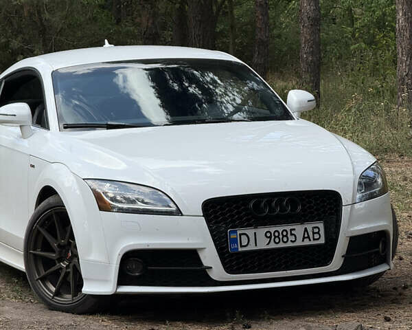 Ауди ТТ 2013 в Львове на Automoto.ua Белый Ауди ТТ, объемом двигателя 1.98 л и пробегом 196 тыс. км за 13300 $, фото 1 на Automoto.ua