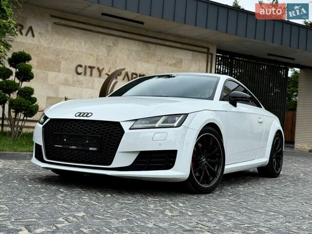 Білий Ауді TT, об'ємом двигуна 1.98 л та пробігом 115 тис. км за 23500 $, фото 1 на Automoto.ua