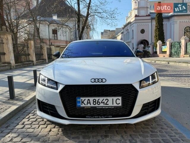 Білий Ауді TT, об'ємом двигуна 2 л та пробігом 115 тис. км за 21000 $, фото 1 на Automoto.ua