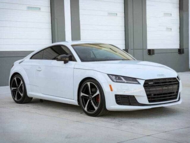 Білий Ауді TT, об'ємом двигуна 2 л та пробігом 56 тис. км за 7500 $, фото 1 на Automoto.ua