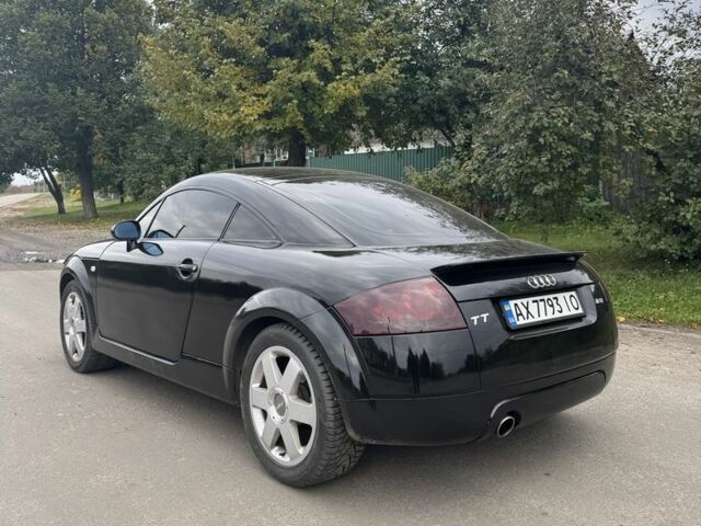 Черный Ауди ТТ, объемом двигателя 1.8 л и пробегом 140 тыс. км за 6000 $, фото 1 на Automoto.ua