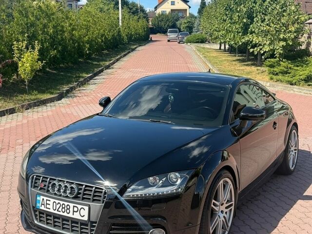 Черный Ауди ТТ, объемом двигателя 1.98 л и пробегом 204 тыс. км за 9700 $, фото 1 на Automoto.ua