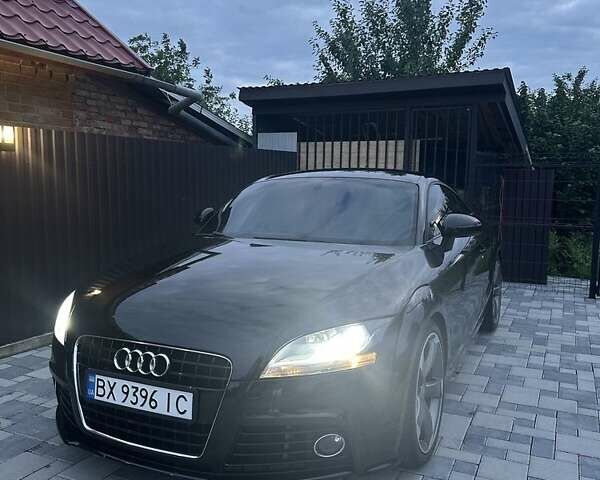 Черный Ауди ТТ, объемом двигателя 2 л и пробегом 252 тыс. км за 10100 $, фото 1 на Automoto.ua