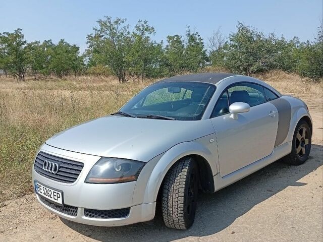 Серый Ауди ТТ, объемом двигателя 1.78 л и пробегом 255 тыс. км за 5500 $, фото 1 на Automoto.ua