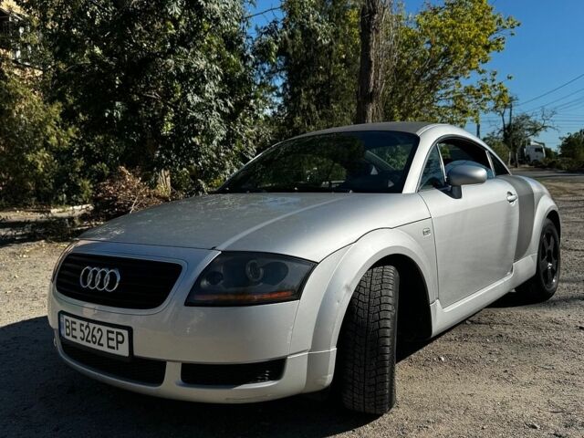 Сірий Ауді TT, об'ємом двигуна 1.78 л та пробігом 255 тис. км за 5300 $, фото 1 на Automoto.ua