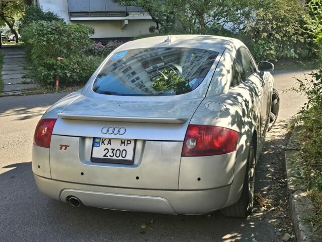 Сірий Ауді TT, об'ємом двигуна 1.8 л та пробігом 180 тис. км за 6520 $, фото 1 на Automoto.ua