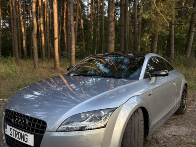 Серый Ауди ТТ, объемом двигателя 2 л и пробегом 172 тыс. км за 8900 $, фото 1 на Automoto.ua