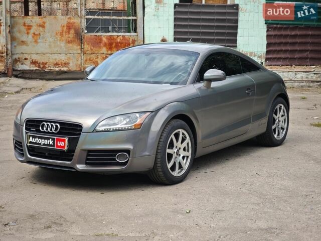 Сірий Ауді TT, об'ємом двигуна 2 л та пробігом 205 тис. км за 9990 $, фото 1 на Automoto.ua